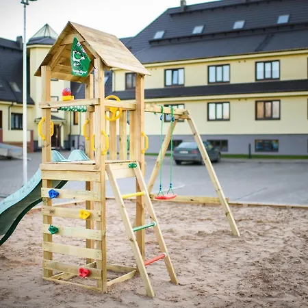 Korter To - Votmeta Sissepaeaes *