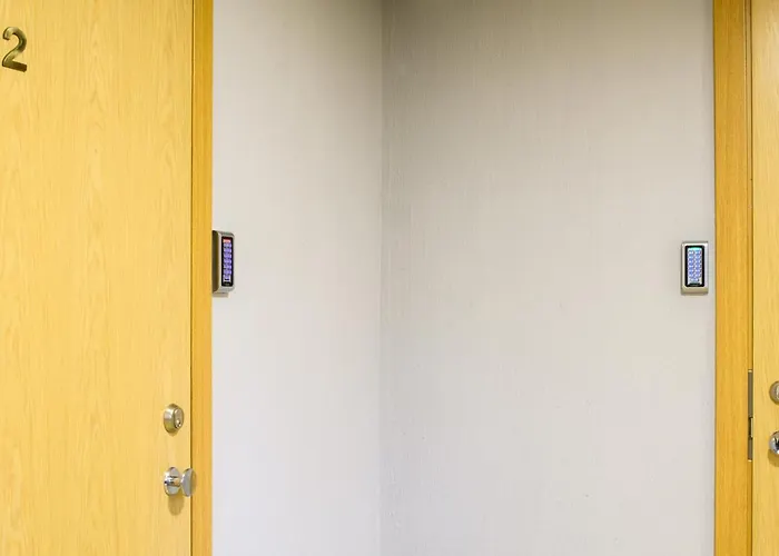 To - Votmeta Sissepaeaes * Tartu